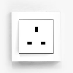 GIRA E2 unswitched single socket