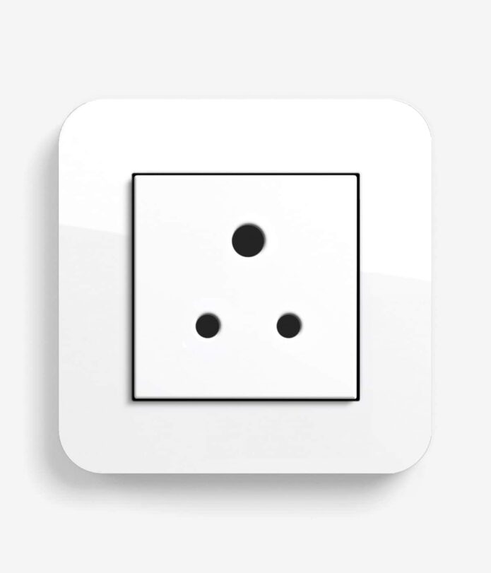 GIRA E3 White 5A socket