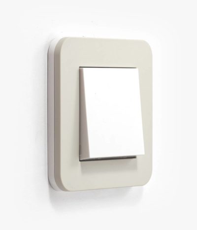 GIRA E3 Sand/White light switch