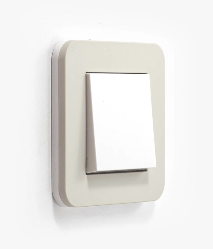 GIRA E3 Sand/White light switch
