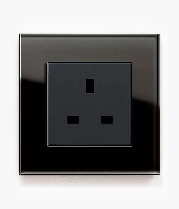 GIRA Esprit Black Glass plug socket
