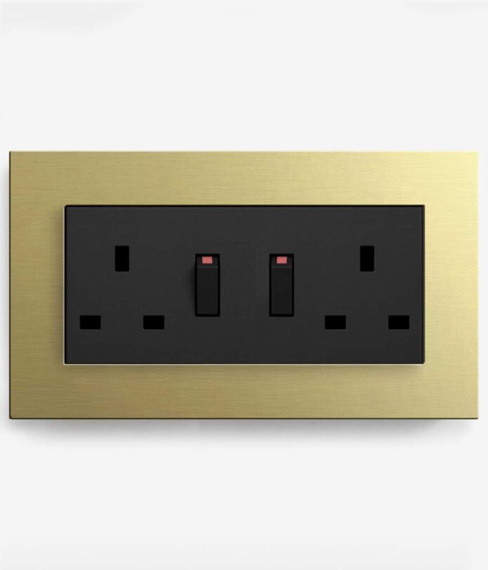GIRA Esprit Gold plug socket
