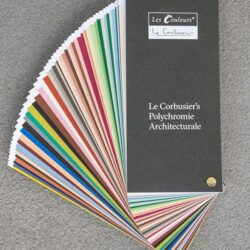 102-LCCOLOURCHART-99-01-50pc