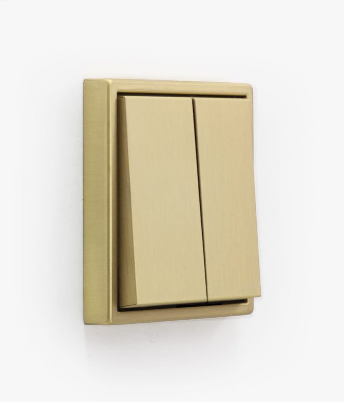 100-LS990LUX-BS-02-45A-light
