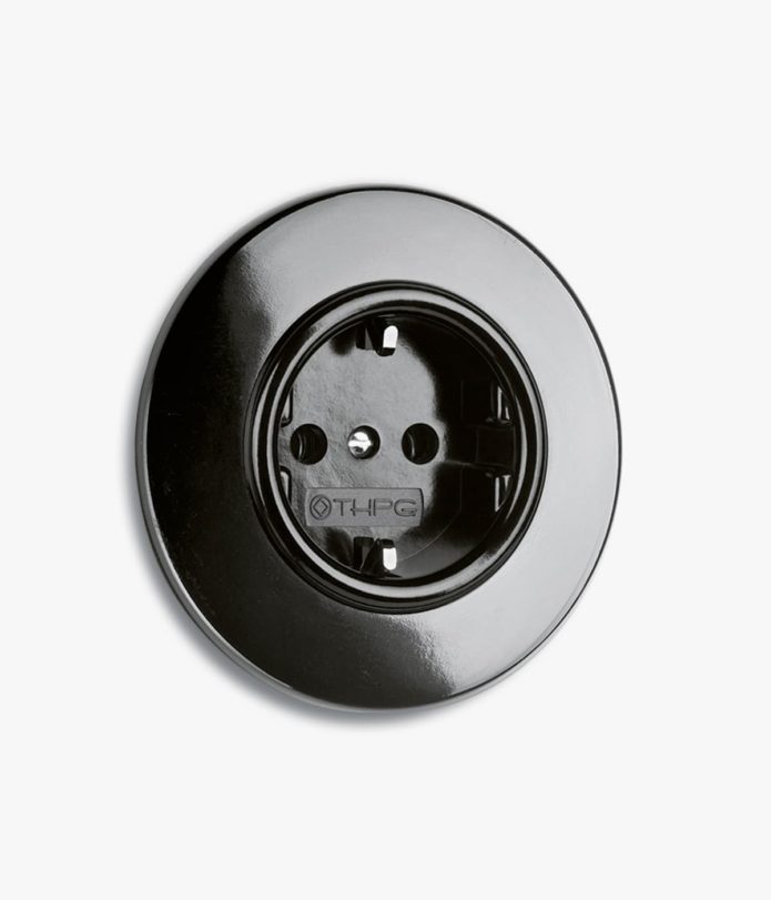 Bakelite EU Socket, round backplate